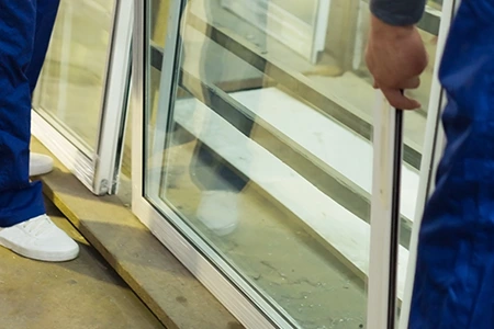 Commercial Glass Repair Technician in Sunset, FL