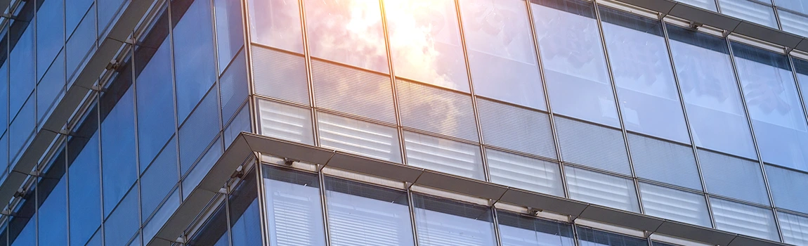 UV-Resistant Glass Experts&nbsp;in Sunset, FL